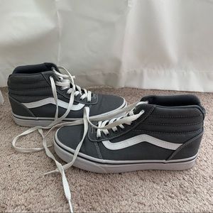 women’s size 7 high top grey Vans